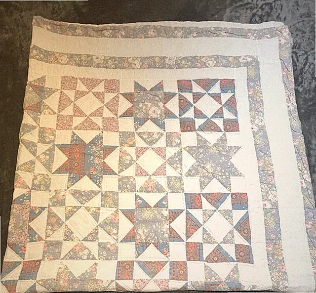 American Pacific ENT Quilt Star Cotton Hand Quilted and Pillow Shams 82 x 81