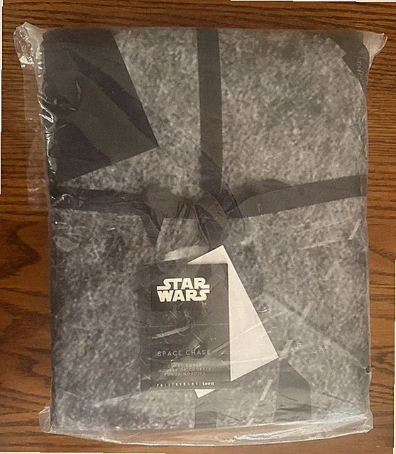 Pottery Barn Kids Star Wars Space Chase Full/Queen Duvet New With Tags