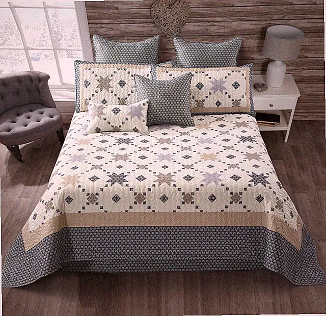 Virah Bella - Midnight Star - Lightweight Reversible Quilt Set
